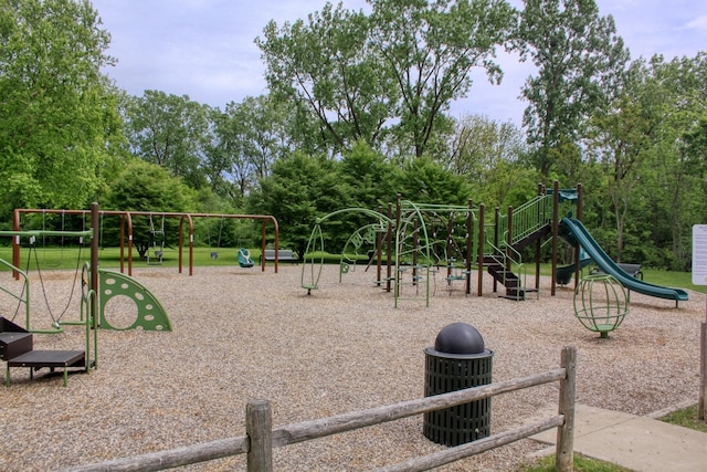 266 S Warrington Rd, Des Plaines, IL 60016 - view of community jungle gym