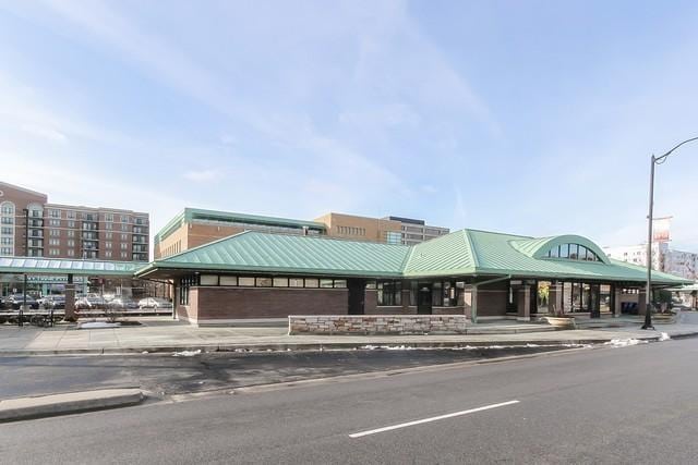 266 S Warrington Rd, Des Plaines, IL 60016 - view of building exterior