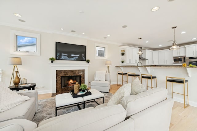 2025 W Hutchinson St, Chicago, IL 60618 - photo 12