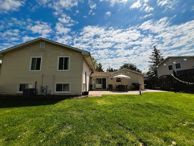 884 Lakeside Dr, Bartlett, IL 60103 - photo 16