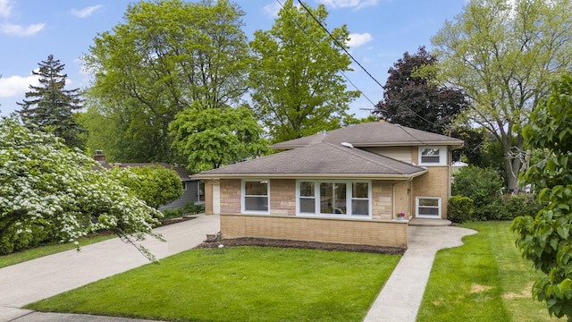 1134 N Dunton Ave, Arlington Heights, IL 60004 - view of front of house with stone siding and a front lawn