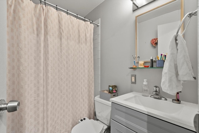 4343 N Clarendon Ave Unit 1301, Chicago, IL 60613 - bathroom with toilet, vanity, and curtained shower