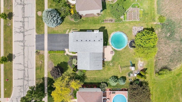 25516 W Gateway Cir, Plainfield, IL 60585 - aerial view of a pool area