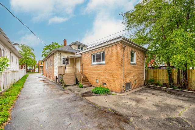 8425 S Essex Ave, Chicago, IL 60617 - bungalow with brick siding and crawl space