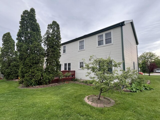 1557 Scottdale Cir, Wheaton, IL 60189 - rear view of house with a lawn and a wooden deck