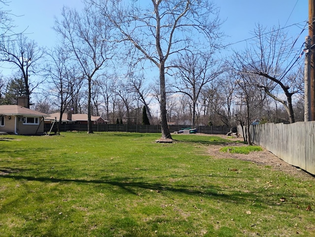 17W120 Woodland Ave, Bensenville, IL 60106 - view of yard