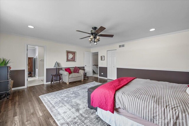 195 E Clover Ave, Cortland, IL 60112 - bedroom with wood finished floors, crown molding, recessed lighting, ceiling fan, and baseboards
