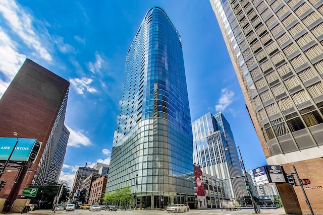 600 N Fairbanks Ct Unit 2503, Chicago, IL 60611 - view of building exterior with a city view