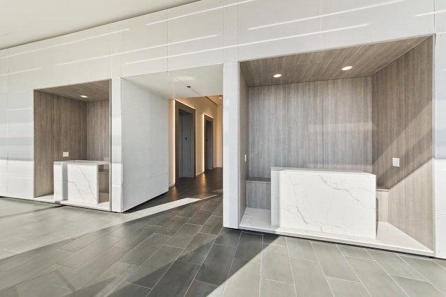 600 N Fairbanks Ct Unit 2503, Chicago, IL 60611 - miscellaneous room with recessed lighting