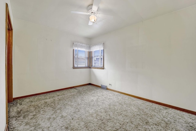 5548 S Kedvale Ave, Chicago, IL 60629 - carpeted empty room featuring a ceiling fan and baseboards