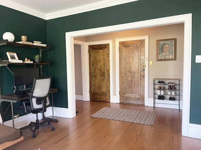 208 N Oak Park Ave Unit 3Jj, Oak Park, IL 60302 - home office featuring wood finished floors, baseboards, and ornamental molding