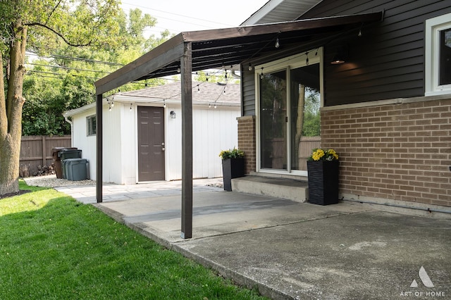 5700 Grange Ave, Oak Forest, IL 60452 - view of patio