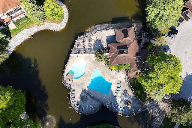 5235 James Ln Unit 1202, Crestwood, IL 60418 - bird's eye view of a pool area and a nearby body of water