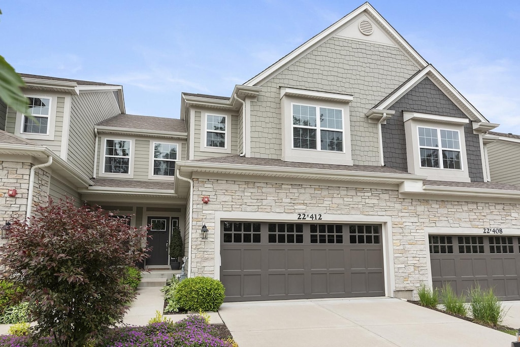 22W412 Autumn Blaze Dr, Glen Ellyn, IL 60137 - photo 1