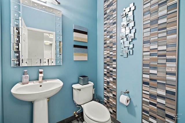605 Birch Ln, Fox River Grove, IL 60021 - bathroom with toilet and baseboards