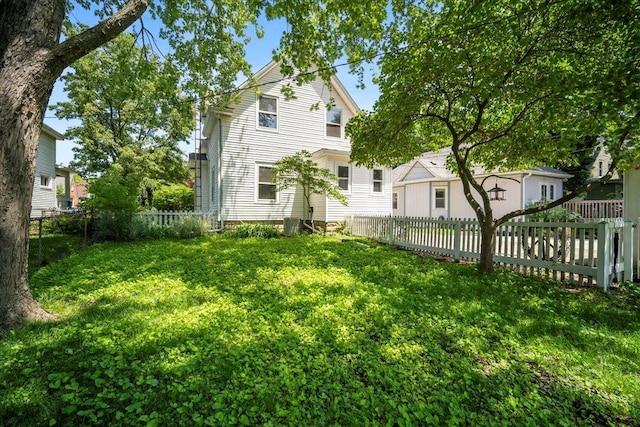 1609 E Taylor St, Bloomington, IL 61701 - photo 24
