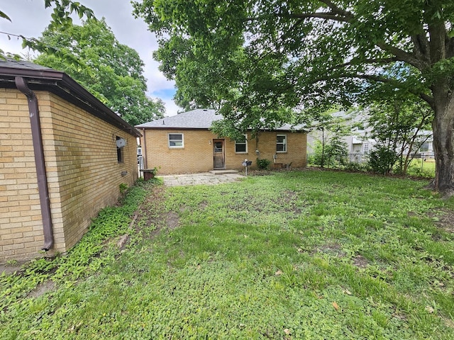 1212 N Mill St, Pontiac, IL 61764 - view of yard