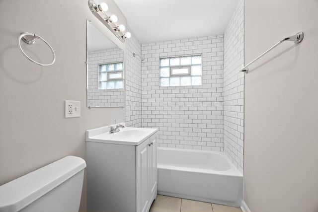 4117 W 99th St, Oak Lawn, IL 60453 - full bath featuring vanity, toilet, tile patterned flooring, and tub / shower combination