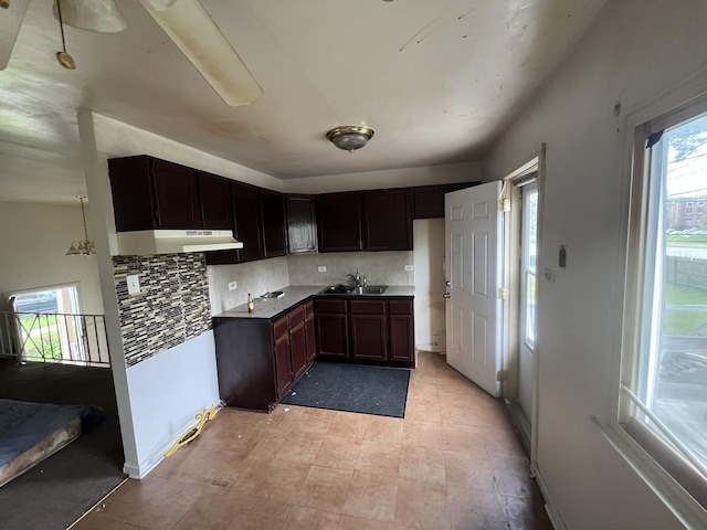 4247 Greenbrier Ln, Richton Park, IL 60471 - photo 2