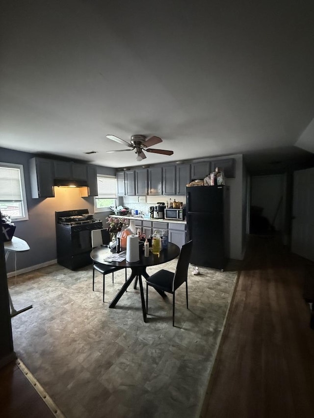10230 S Yates Blvd, Chicago, IL 60617