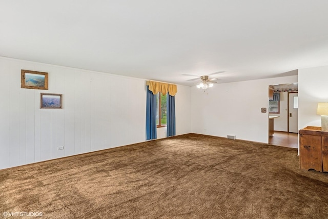 427 Lawrence Ave, Grayslake, IL 60030 - carpeted empty room with ceiling fan