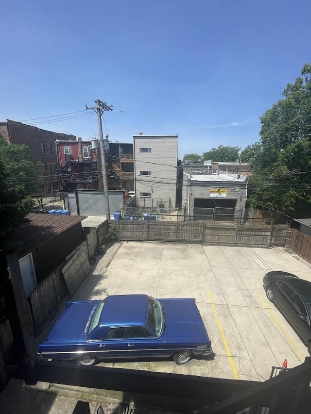 718 S Claremont Ave, Chicago, IL 60612 - view of patio / terrace