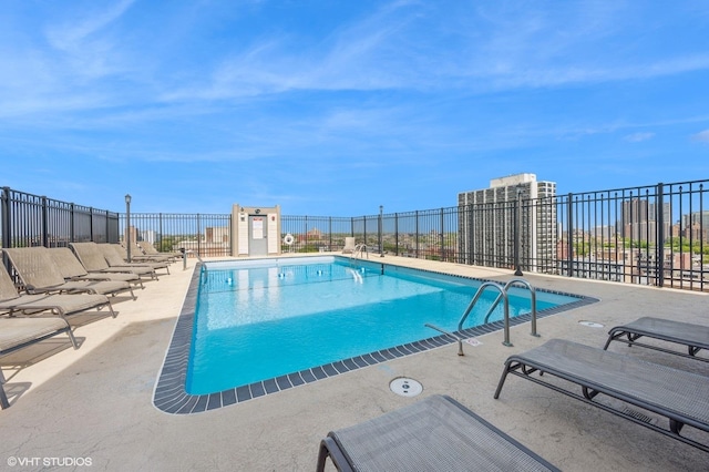 450 W Briar Pl Unit 12G, Chicago, IL 60657 - community pool featuring a patio