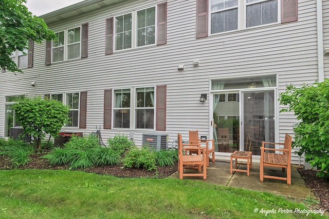 2915 Falling Waters Ln Unit 2915, Lindenhurst, IL 60046 - photo 25