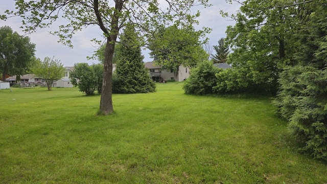 508 Pembroke Rd SW, Poplar Grove, IL 61065 - view of grassy yard