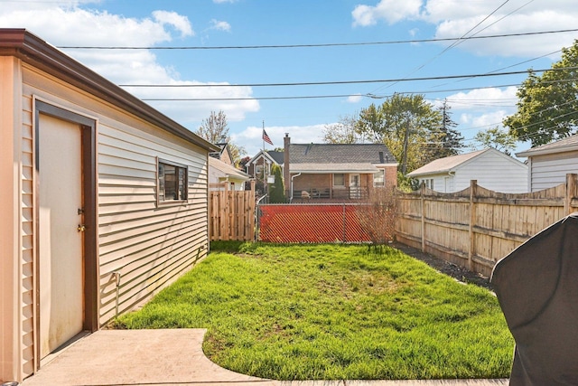 8252 N Caldwell Ave, Niles, IL 60714 - view of yard
