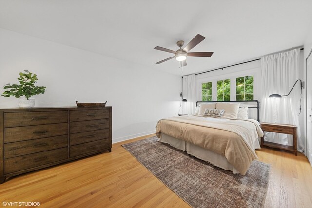 5104 Johnson Ave, Western Springs, IL 60558 - bedroom featuring light wood-type flooring, a ceiling fan, and baseboards