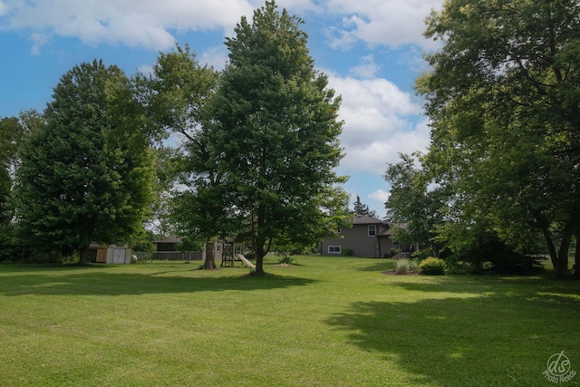 28671 Moose Range Rd, Sycamore, IL 60178 - view of grassy yard