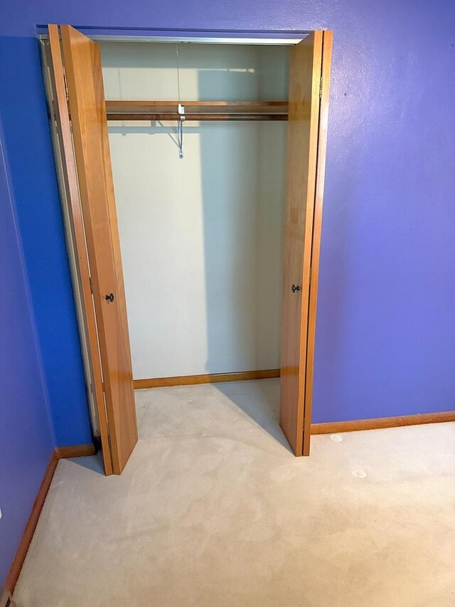 1417 S College Ave, Dixon, IL 61021 - view of closet