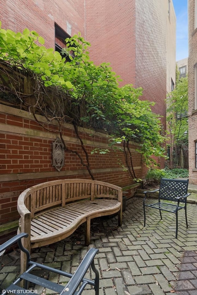 1350 N State Pkwy Unit Gs, Chicago, IL 60610 - view of patio / terrace