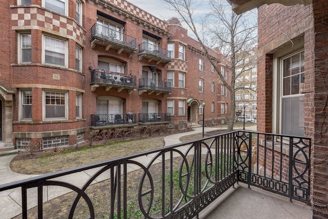 5331 S Harper Ave Unit 1, Chicago, IL 60615 - view of balcony