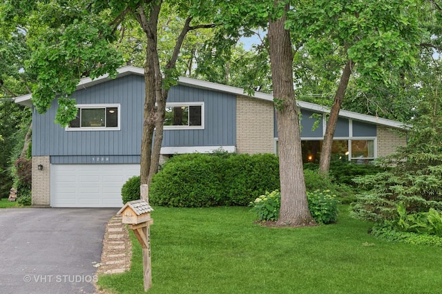1239 Cambridge Ct, Highland Park, IL 60035 - photo 1