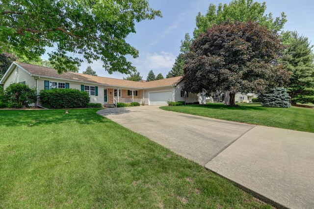 1723 Hillcrest Dr, Sterling, IL 61081 - photo 30