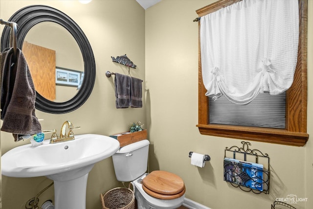 39W382 W Mallory Dr, Geneva, IL 60134 - bathroom with toilet and a sink