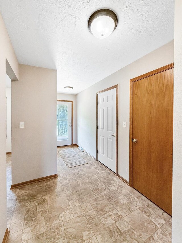 3154 Sandy Pointe Dr Unit 1, Freeport, IL 61032 - photo 6