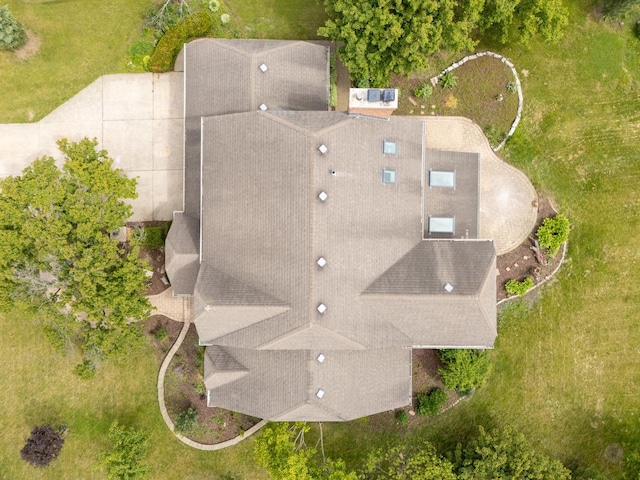 13045 Silver Fox Dr, Lemont, IL 60439 - aerial view of property and surrounding area
