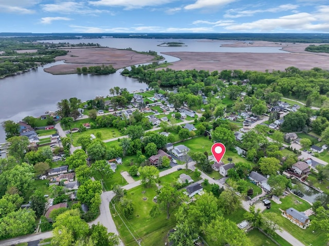 41672 N Dot Pl, Antioch, IL 60002 - aerial overview of property's location featuring a nearby body of water and nearby suburban area