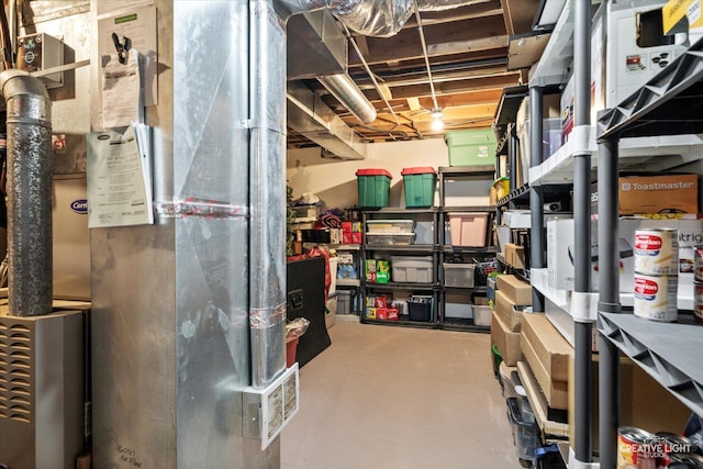 1057 Wright Ct, Plano, IL 60545 - storage with heating unit