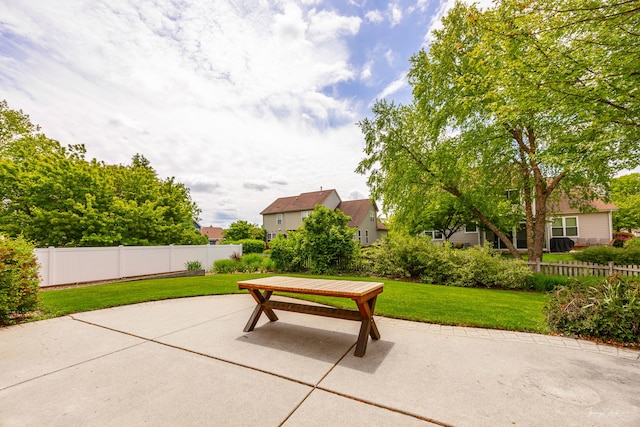 3151 Sawgrass Dr, Aurora, IL 60502 - view of patio
