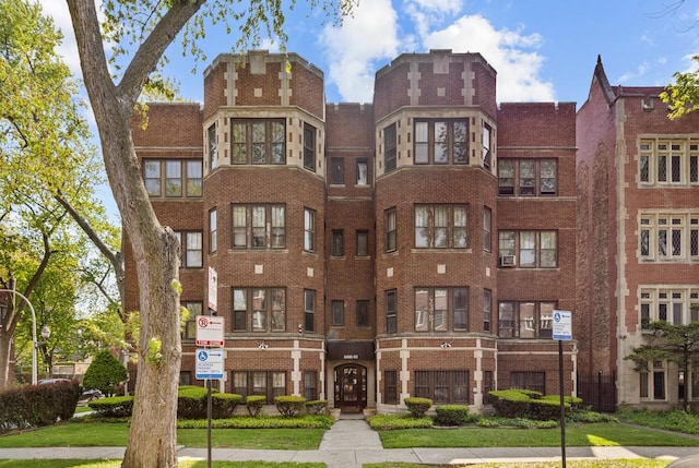 6801 S Crandon Ave Unit 1, Chicago, IL 60649 - view of building exterior