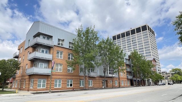 3522 S State St Unit 301, Chicago, IL 60609 - view of building exterior