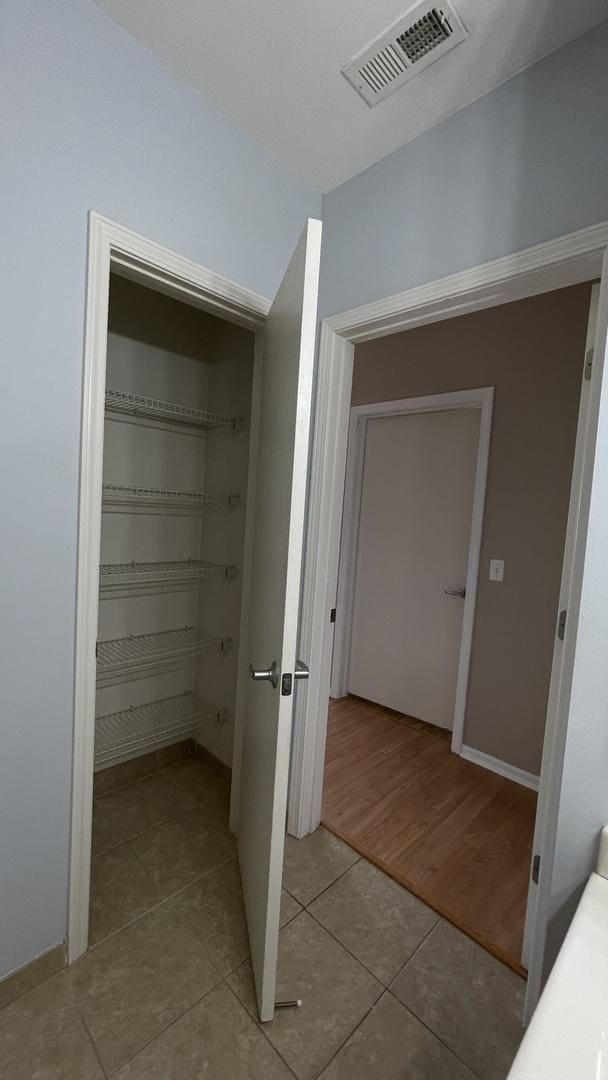 3522 S State St Unit 301, Chicago, IL 60609 - view of closet