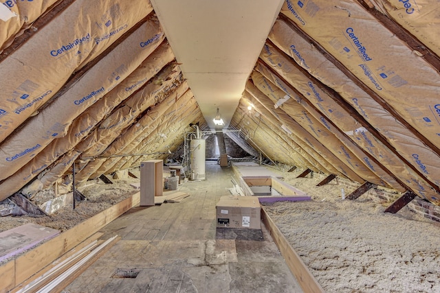 3342 S Aberdeen St, Chicago, IL 60608 - unfinished attic featuring gas water heater and an upstairs landing