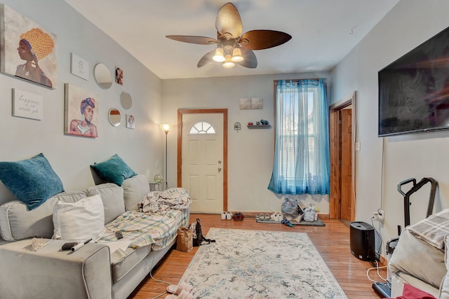3342 S Aberdeen St, Chicago, IL 60608 - living area with ceiling fan and light wood-type flooring