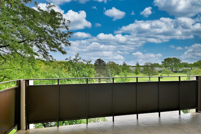 700 Wellington Ave Unit 315, Elk Grove Village, IL 60007 - view of balcony