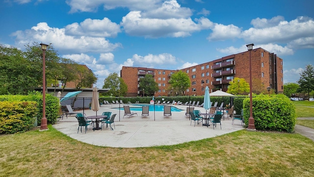 700 Wellington Ave Unit 315, Elk Grove Village, IL 60007 - community pool featuring a patio area